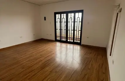 Imagem: Sobrado para Venda, Ferrazópolis