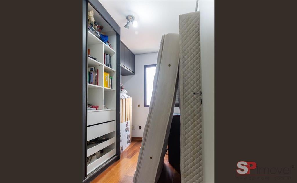Apartamento à venda com 4 quartos, 198m² - Foto 7