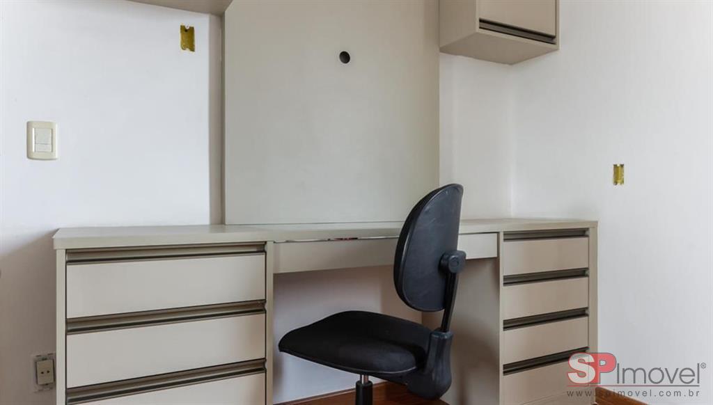 Apartamento à venda com 4 quartos, 198m² - Foto 11
