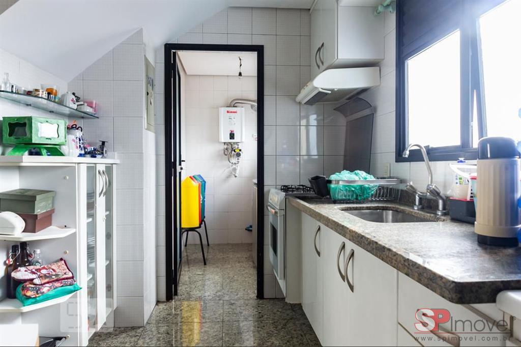 Apartamento à venda com 4 quartos, 198m² - Foto 18