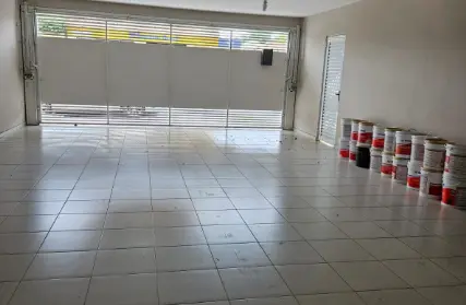 Sobrado à Venda na Água Fria com 3 quartos - 412 m²