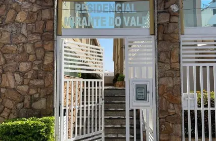 Imagem: Sobrado para Venda, Chora Menino