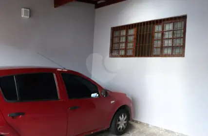 Imagem: Sobrado para Venda, Chora Menino