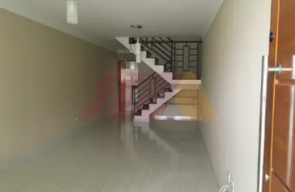 Imagem: Sobrado para Venda, Chora Menino