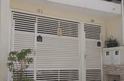 Imagem: Sobrado para Venda, Parada de Taipas