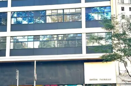 Imagem: Casa Comercial para Venda, República