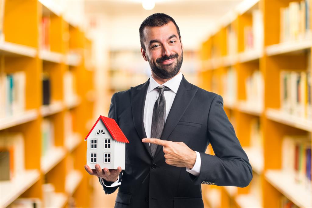 Trabalhar como corretor ou em imobiliaria