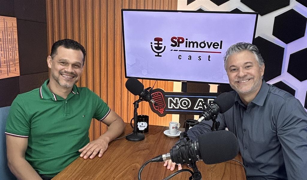 Ronaldo Queiroz e Dalton Toledo durante gravação do podcast SP Imóvel Cast. Ronaldo Queiroz e Dalton Toledo durante gravação do podcast SP Imóvel Cast.